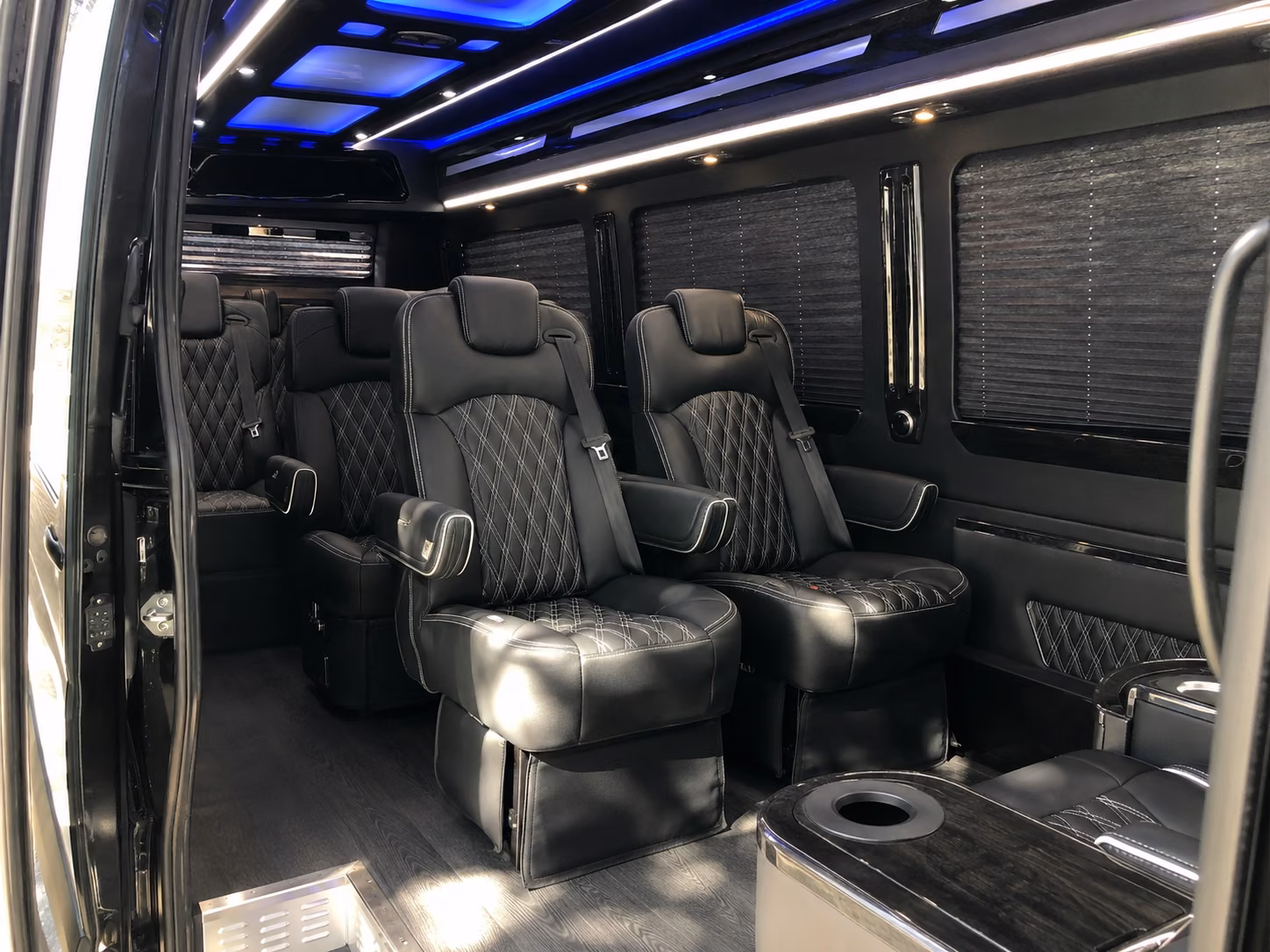 murfreesboro 18 passenger sprinter van inside