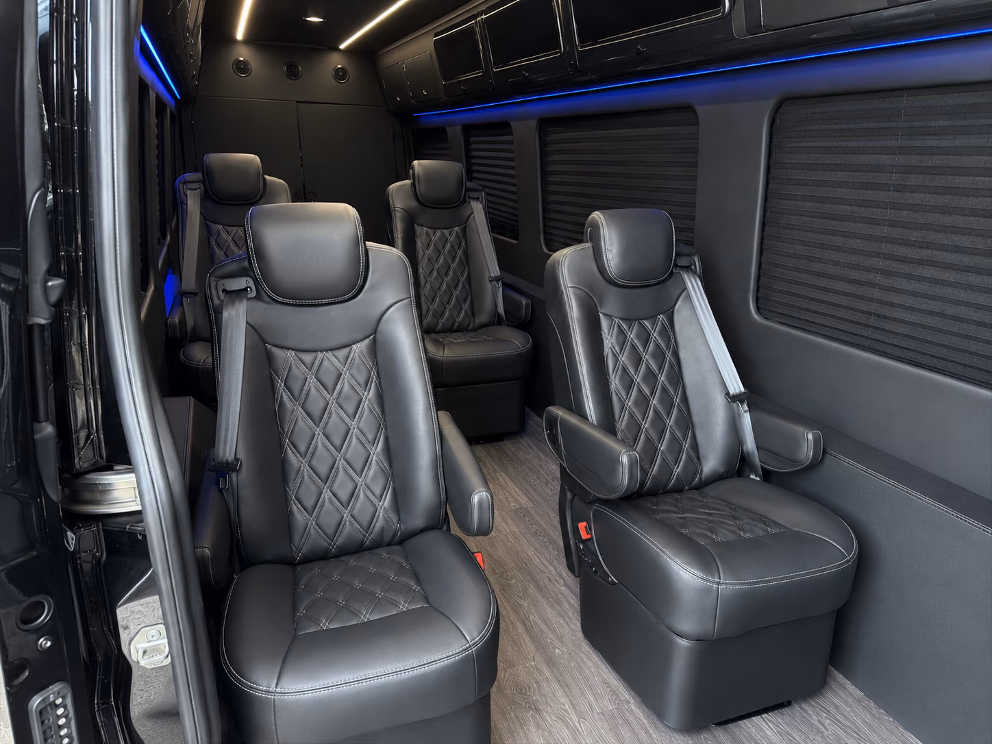 murfreesboro 20 passenger sprinter van interior