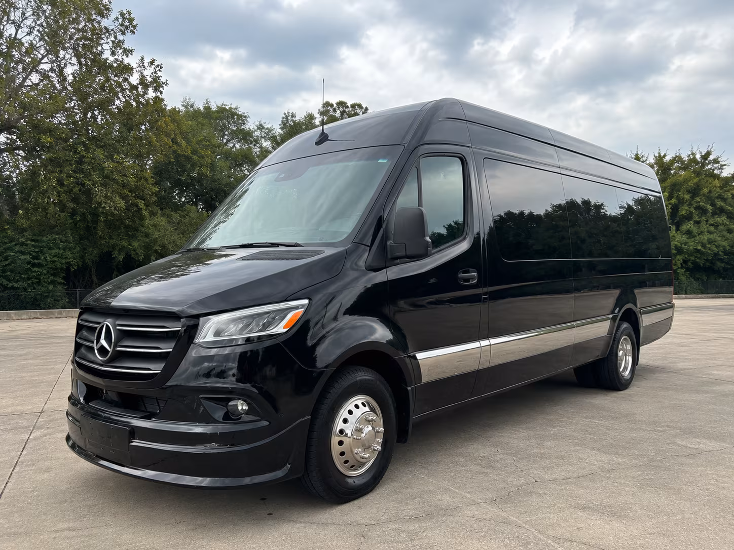 murfreesboro 8 passenger sprinter van